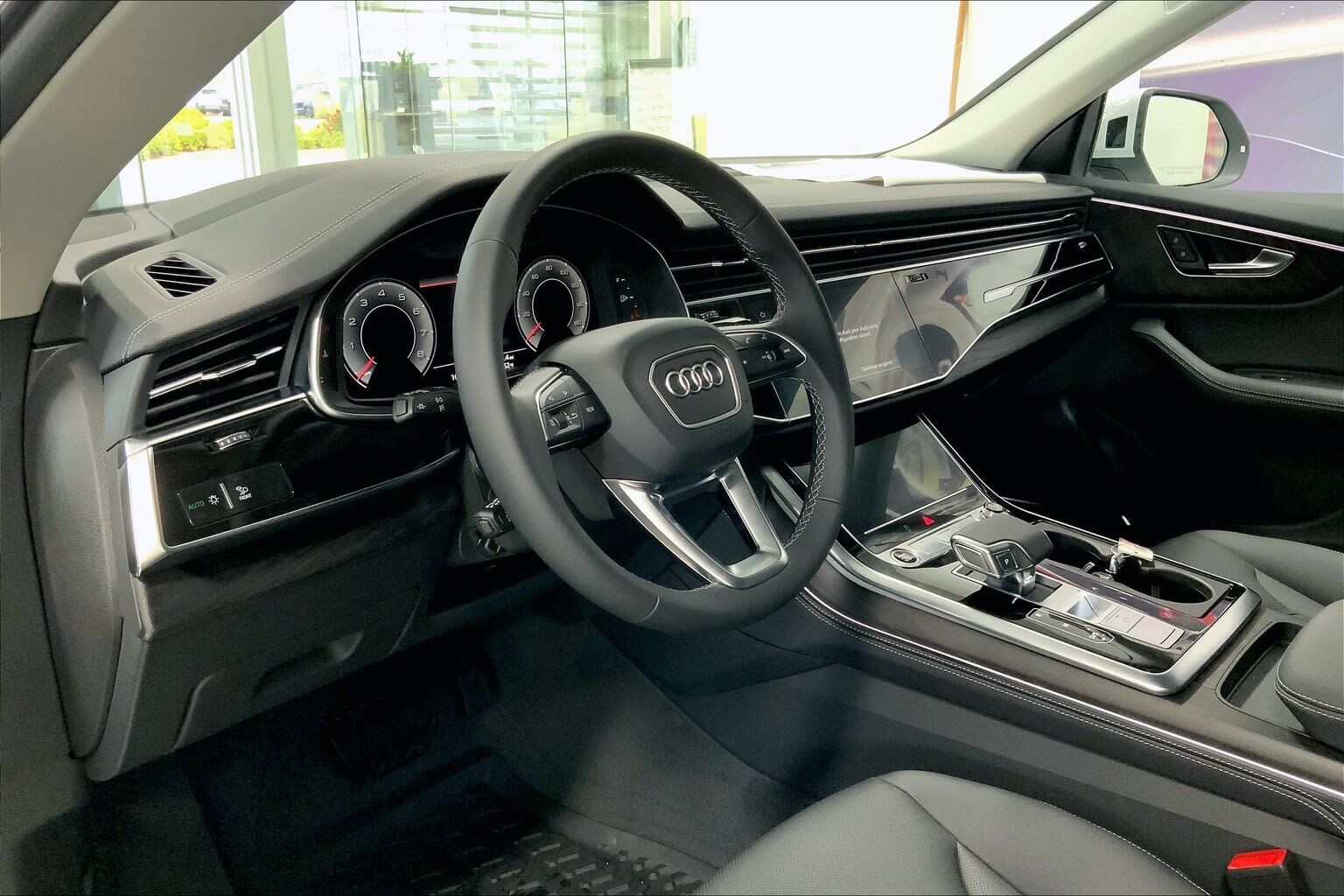2023 Audi Q8