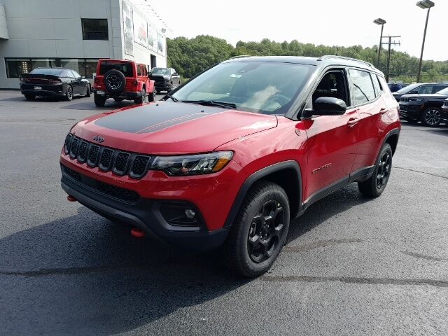 2023 JEEP Compass