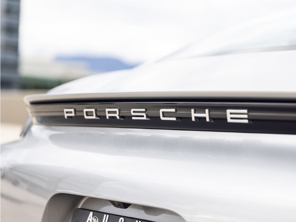 Porsche Cayman