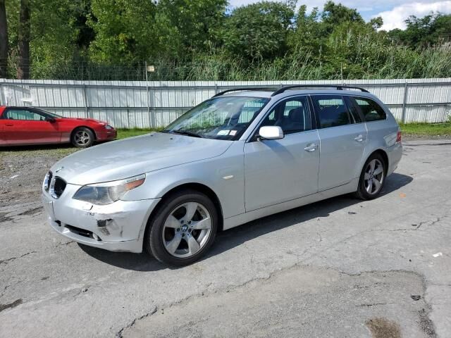BMW 530xiT