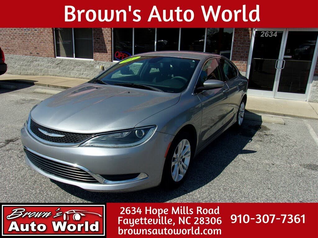 Chrysler 200