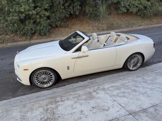 Rolls-Royce Dawn