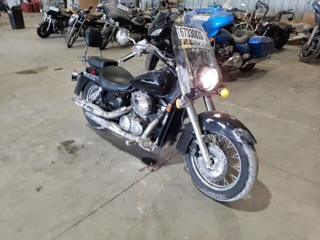 Honda VT750 (Shadow Aero)