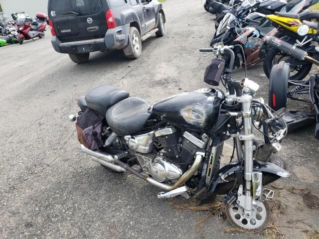 Suzuki VZ800