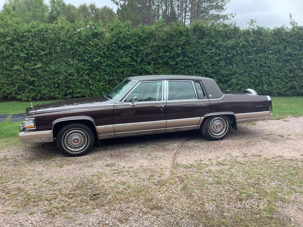 Cadillac Brougham