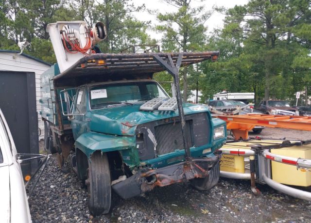 Ford F-700