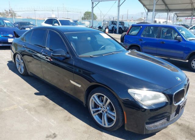 BMW 740i
