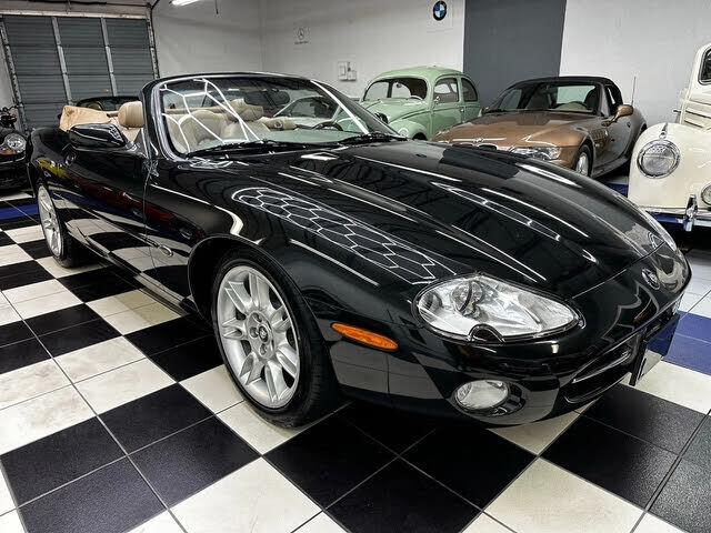 Jaguar XK