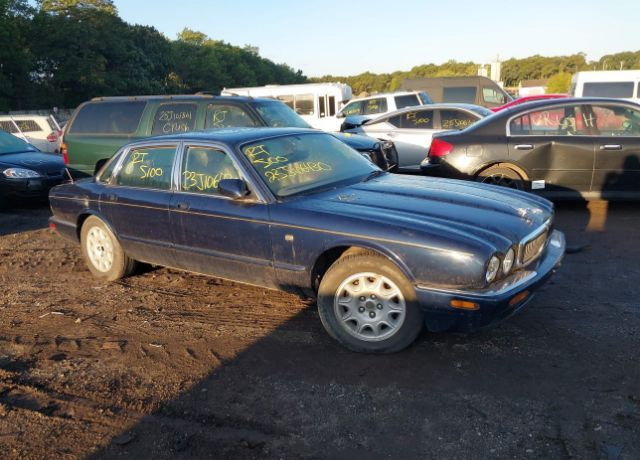 Jaguar XJ