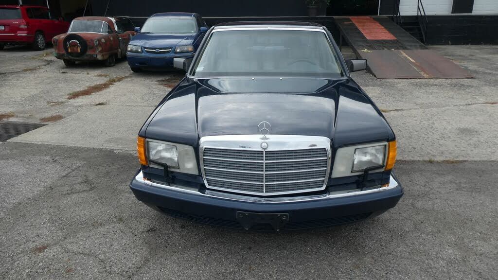 Mercedes-Benz 560