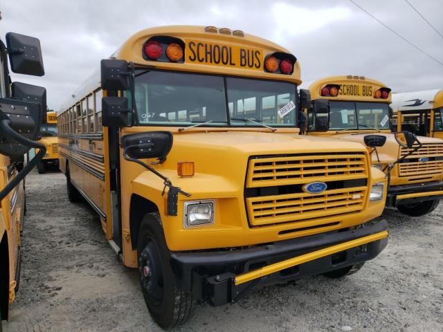 Ford B700