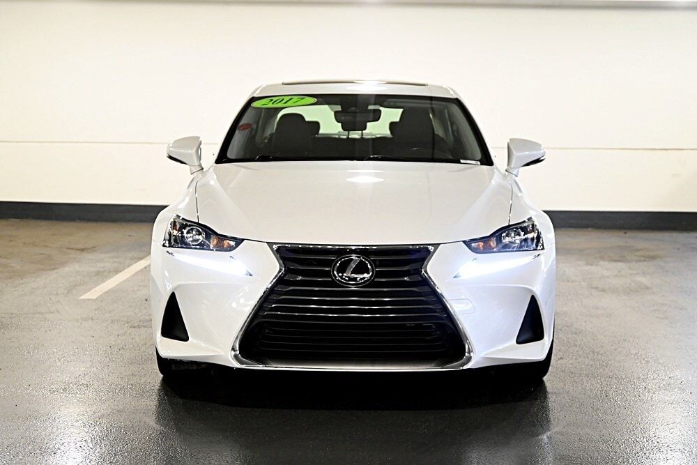 2017 Lexus IS