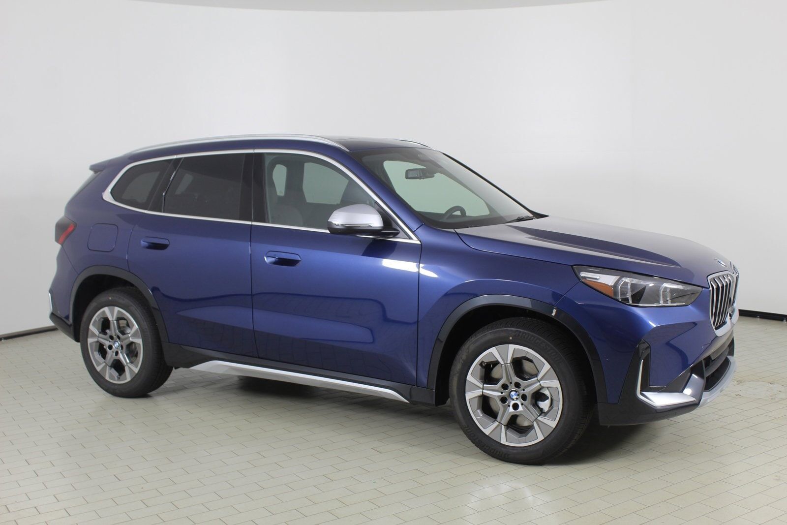2023 BMW X1