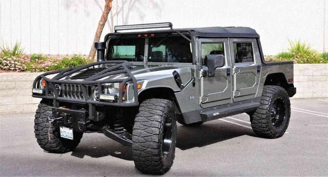HUMMER H1