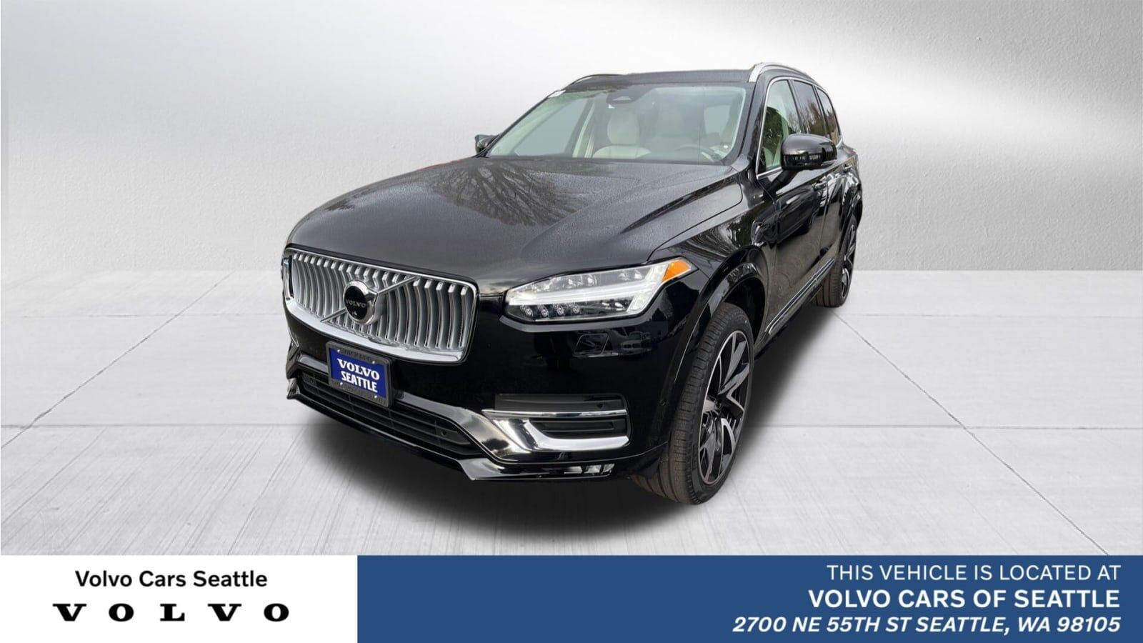 2023 VOLVO XC90