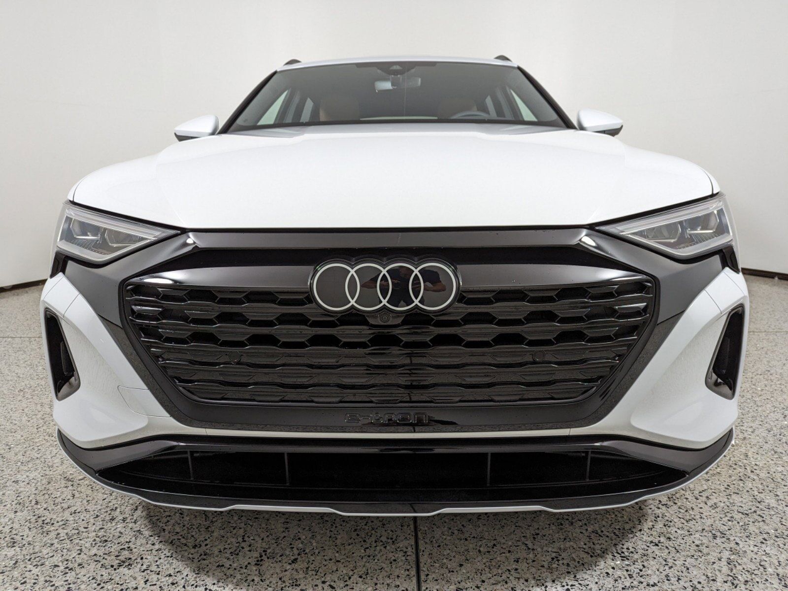 2024 Audi Q8