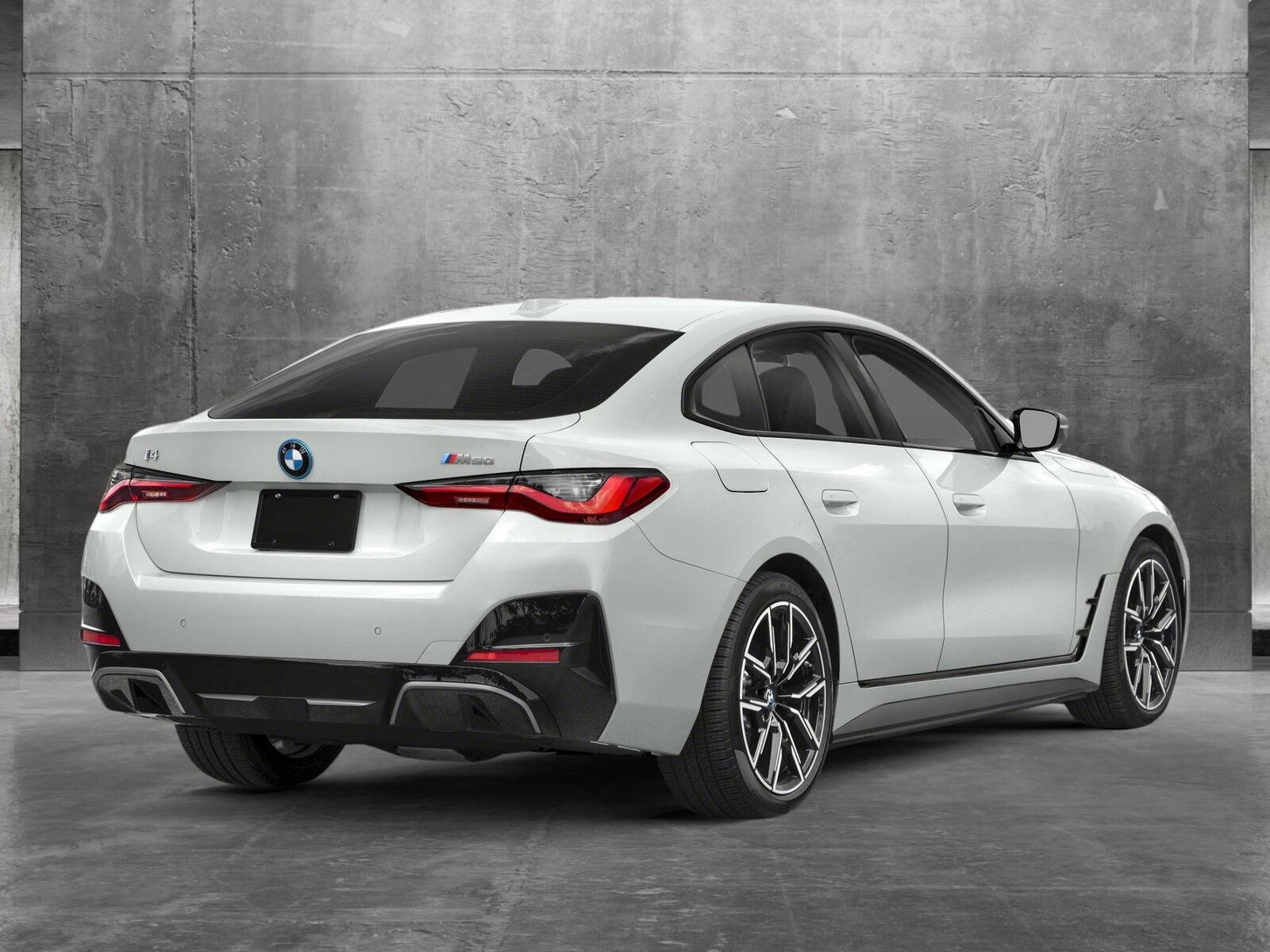 2024 BMW i4