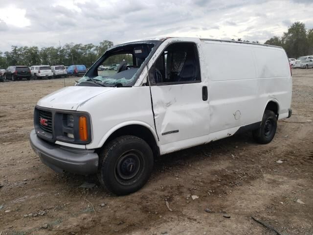 GMC Savana