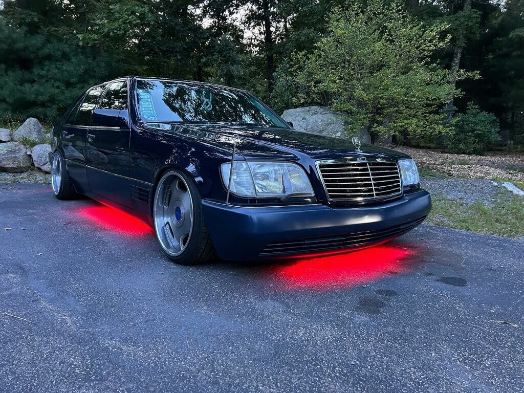MERCEDES-BENZ
