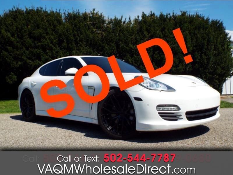 2011 PORSCHE Panamera