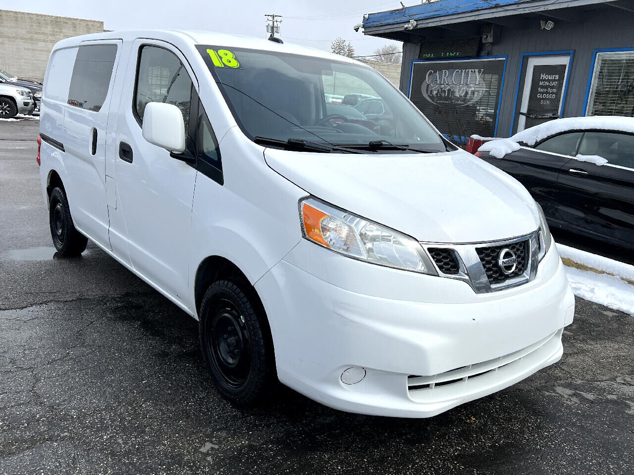 2018 NISSAN NV200