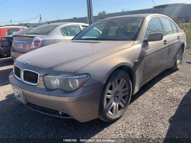 BMW 745i
