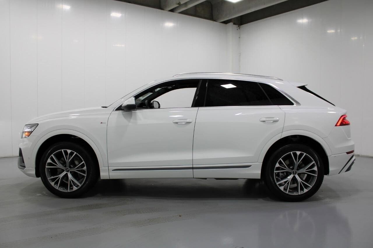 2023 Audi Q8