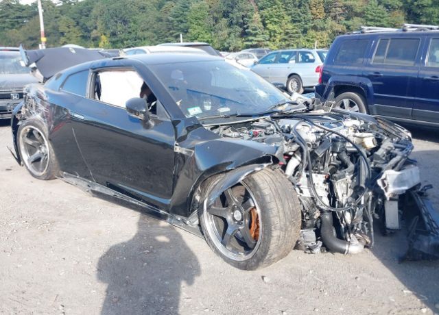 Nissan GT-R