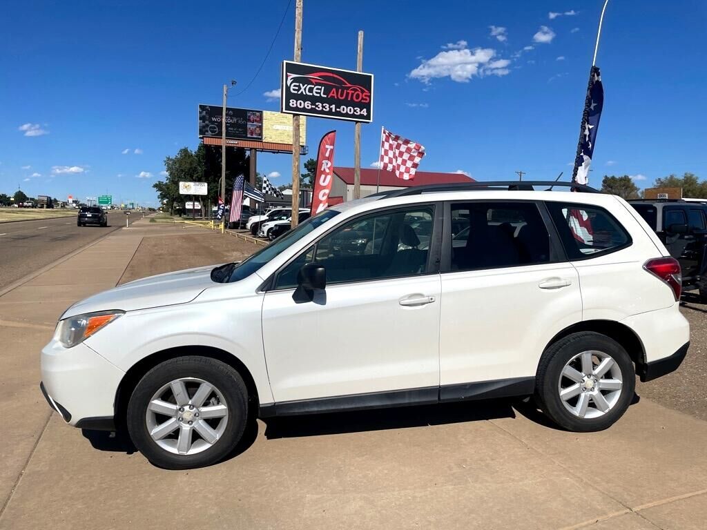 2015 SUBARU Forester