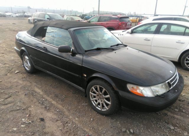 Saab 900