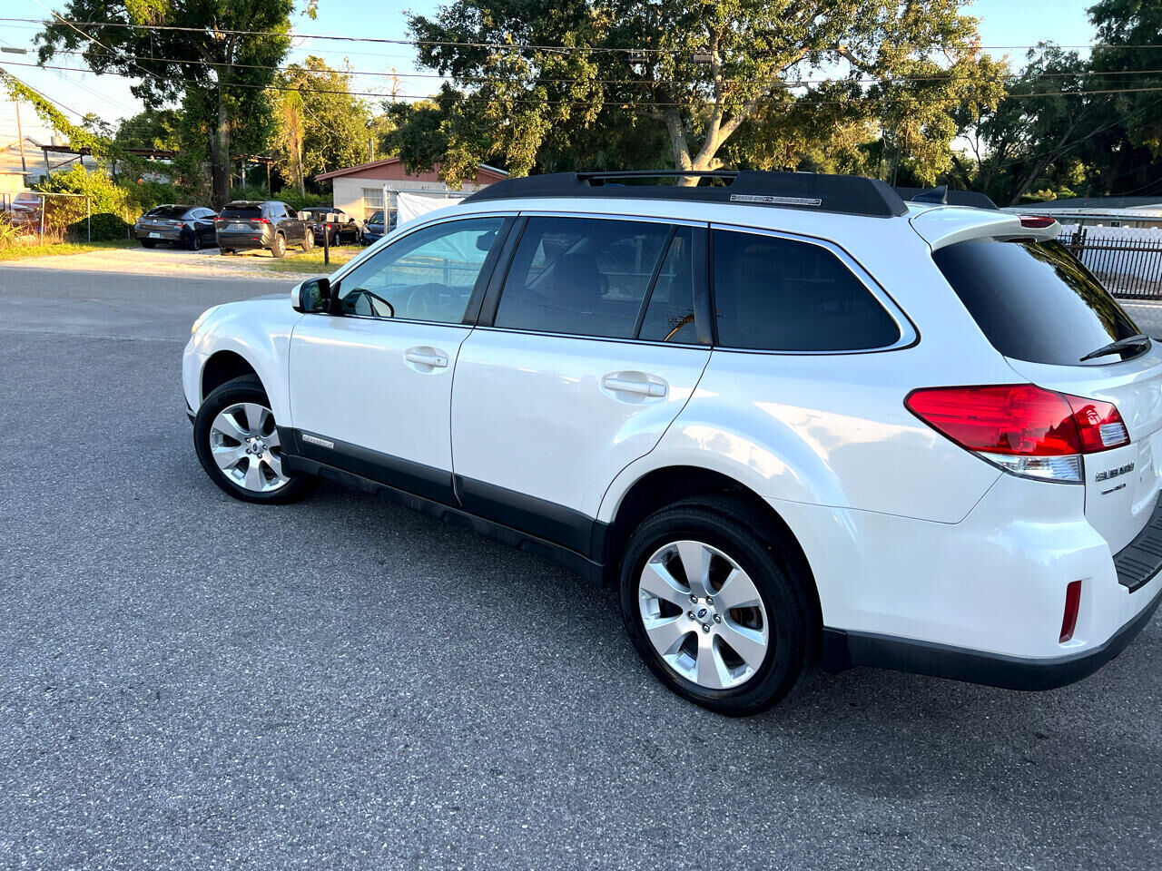 2012 SUBARU Outback