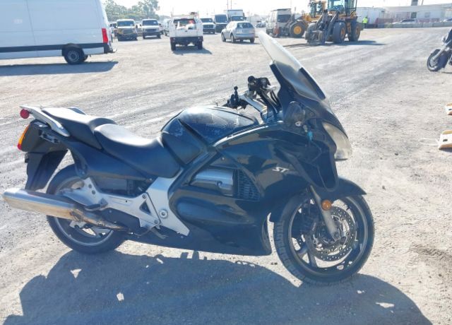 Honda ST1300A