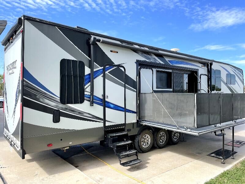 2016 FOREST RIVER Vengeance