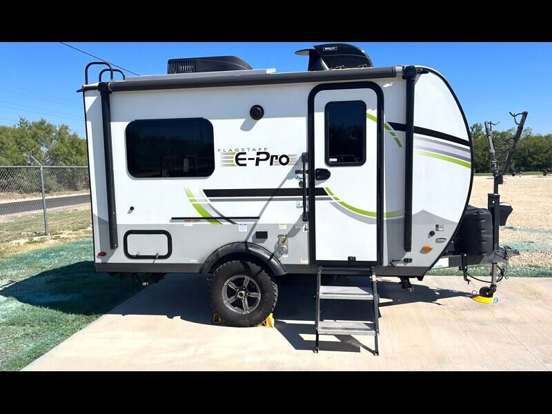 2023 FOREST RIVER Flagstaff Light Weight Trailers