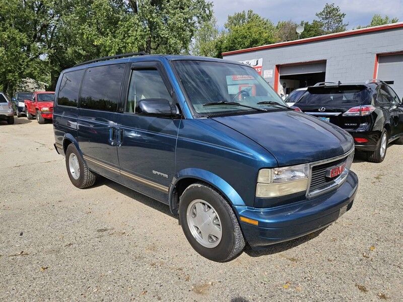 GMC Safari