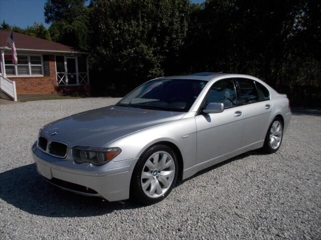 BMW 745i