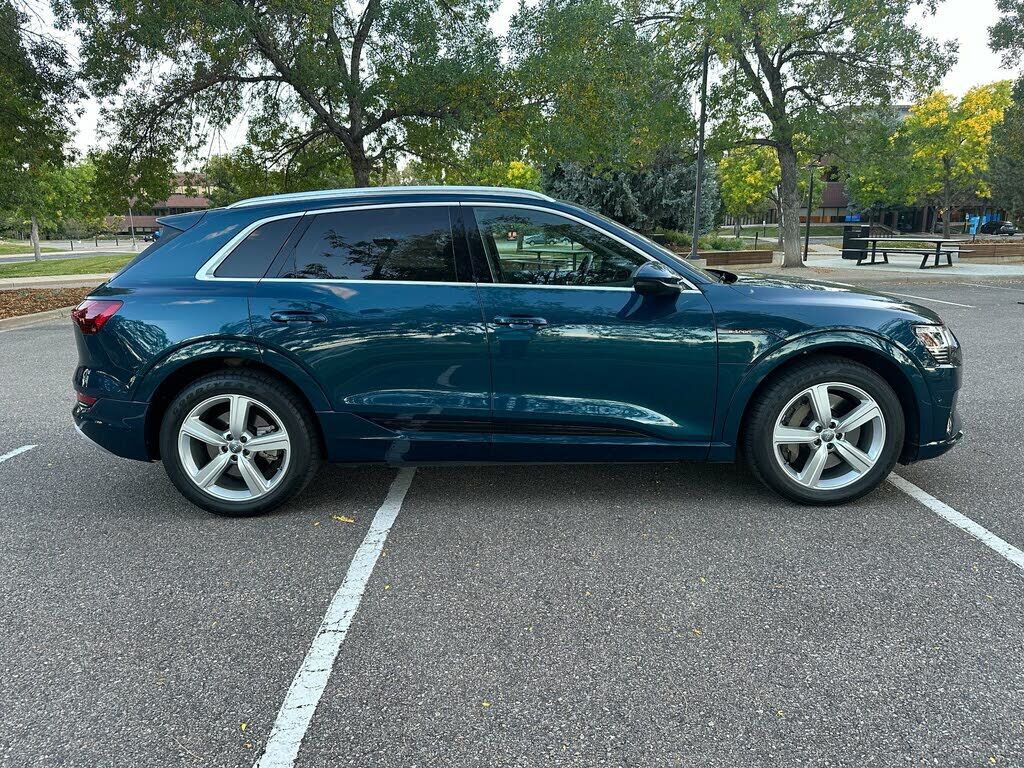 2019 Audi e-tron