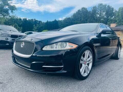 Jaguar XJ