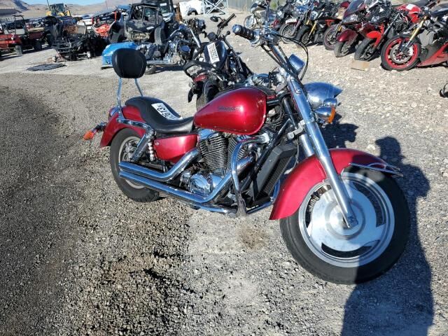 Honda VT1100C2 (SHADOW SABRE)