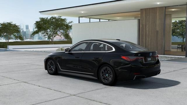2024 BMW i4