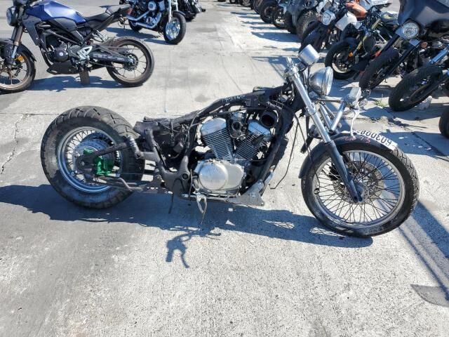 Honda VT600CD (SHADOW VLX DELUXE)