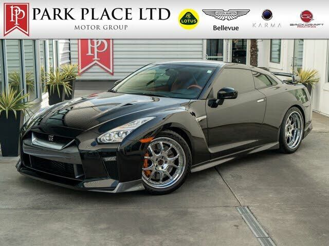 Nissan GT-R