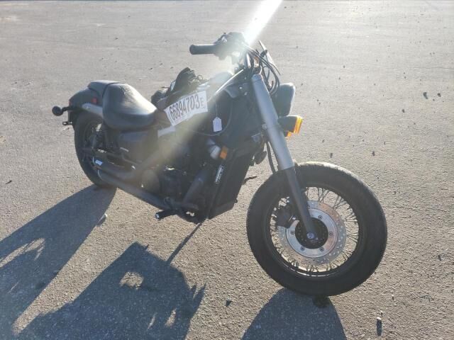 Honda VT750 (Shadow Phantom)