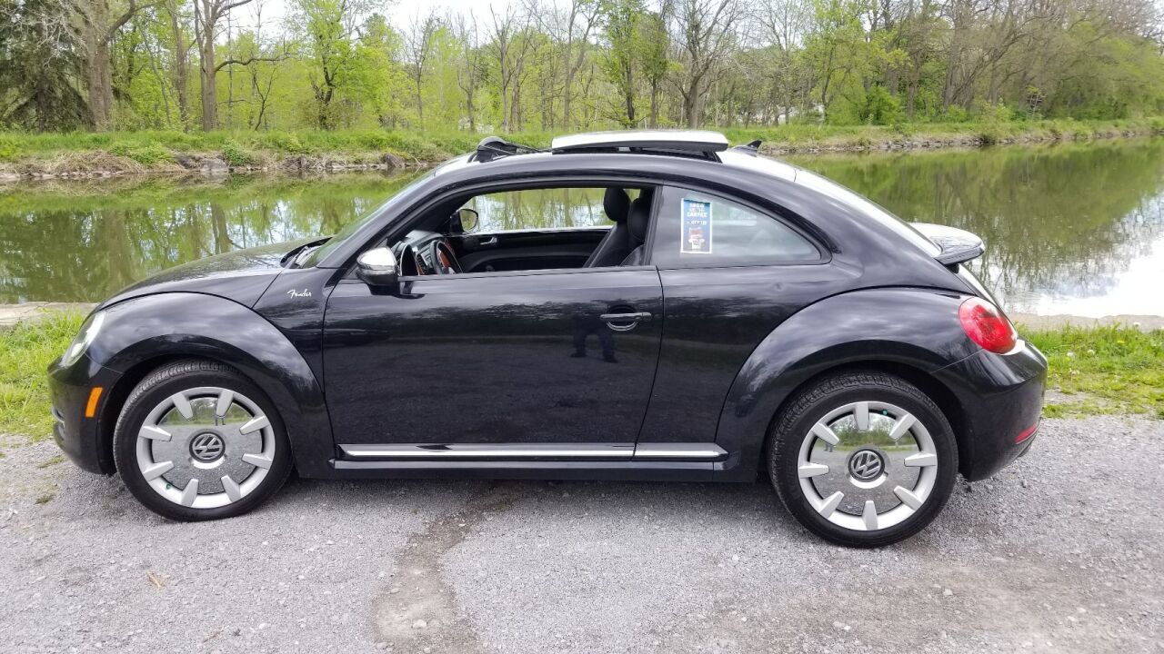 2013 VOLKSWAGEN Beetle