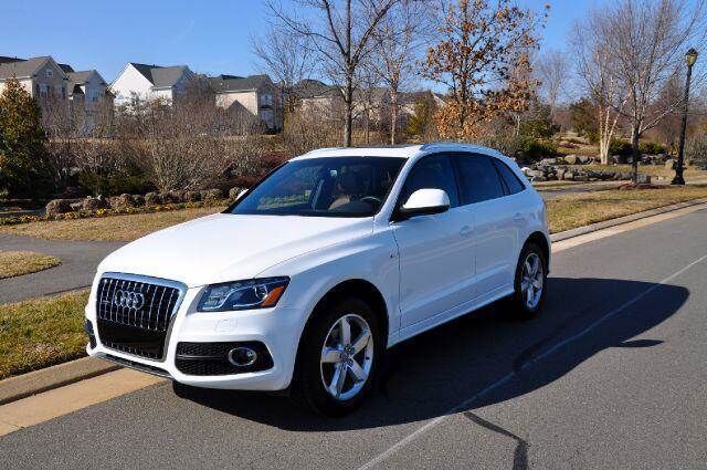 2011 AUDI Q5