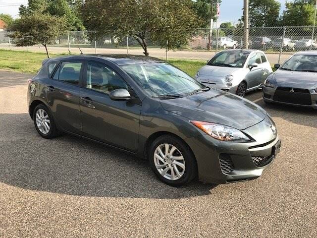 2012 MAZDA Mazda3