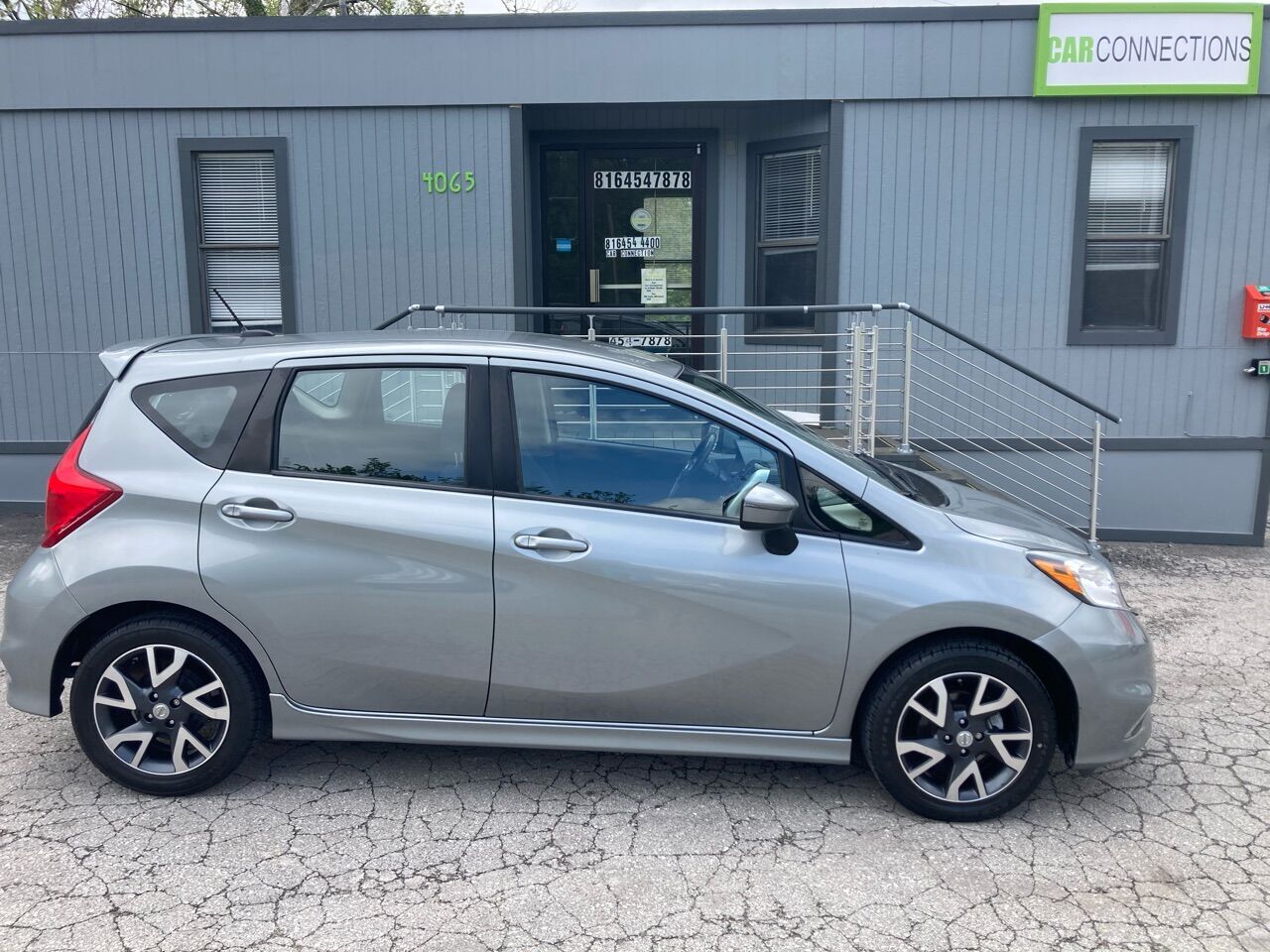 2015 NISSAN Versa