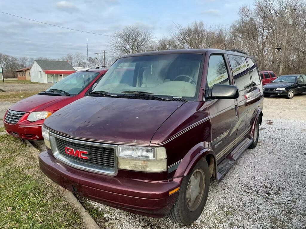 GMC Safari