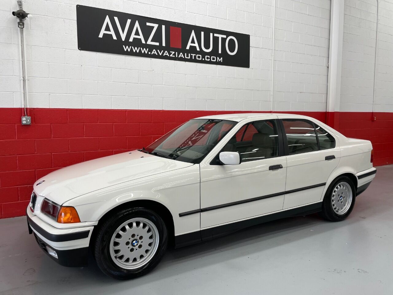 BMW 325i