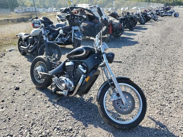 Suzuki VS800GLK